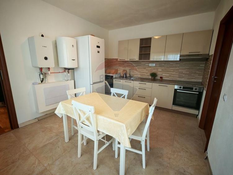 Casă individuală cu 2 camere cu Teren 1200 Mp în Periferie