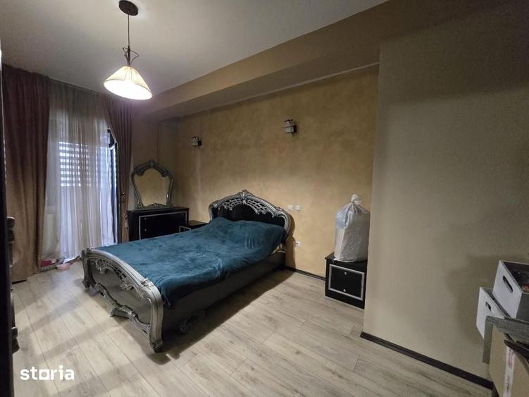Apartament cu 3 camere în Cetate