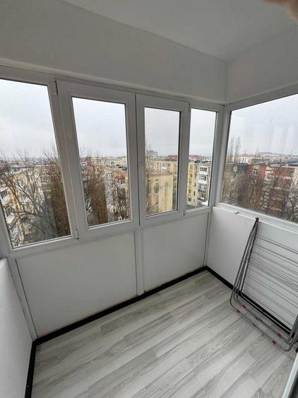 Apartament cu 2 camere decomandat în Calea București