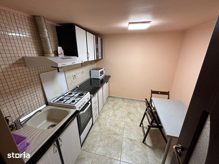 Casă cu 4 camere cu Teren 225 Mp în Rahova