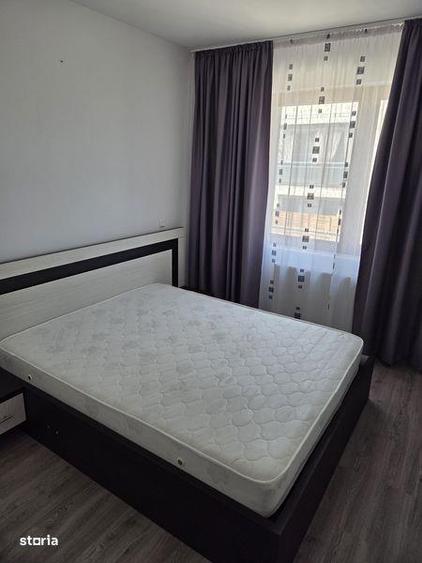 Apartament cu 3 camere în Berceni