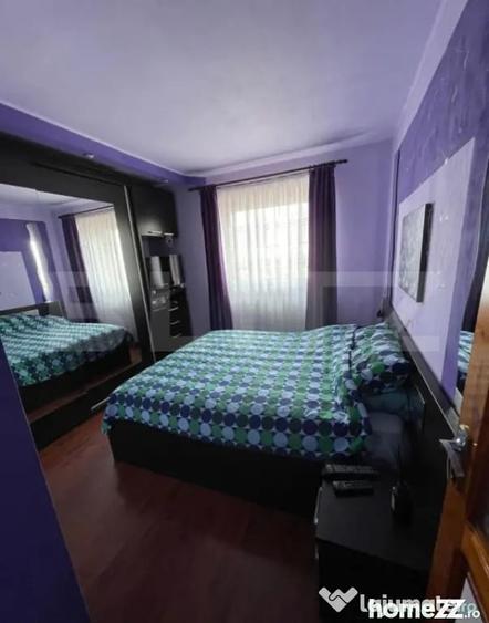 Apartament cu 3 camere decomandat în Triaj