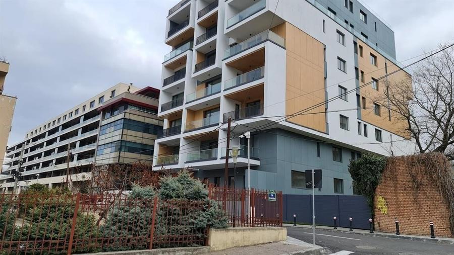 Apartament cu 2 camere decomandat în Floreasca