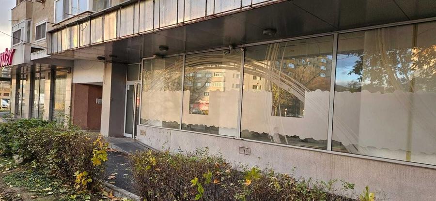 Spațiu comercial, de 210 mp, în Dacia