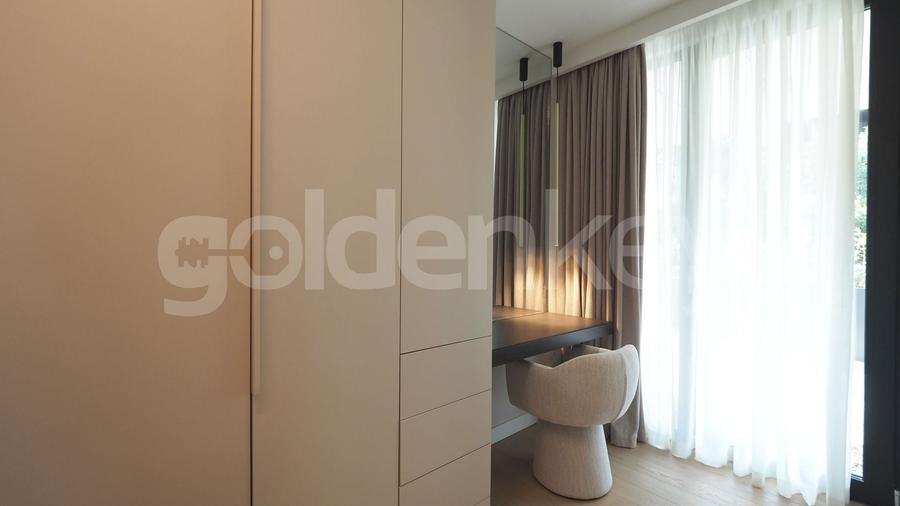 Apartament cu 4 camere semidecomandat, mobilat în Aviatorilor