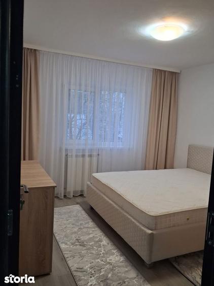 Apartament cu 2 camere, mobilat în Central