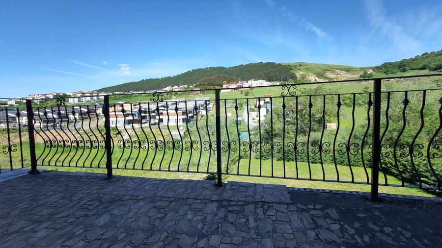 Duplex cu 7 camere cu Teren 644 Mp în Florești