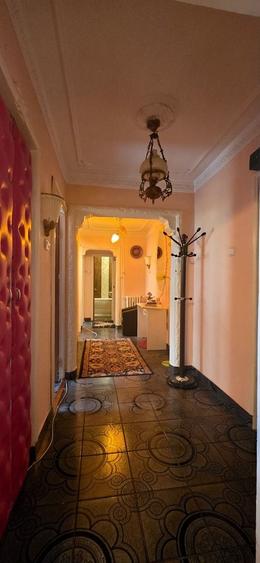 Apartament cu 3 camere decomandat, mobilat în Km 4-5