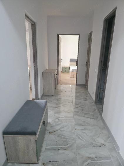 Apartament cu 2 camere decomandat în Berceni