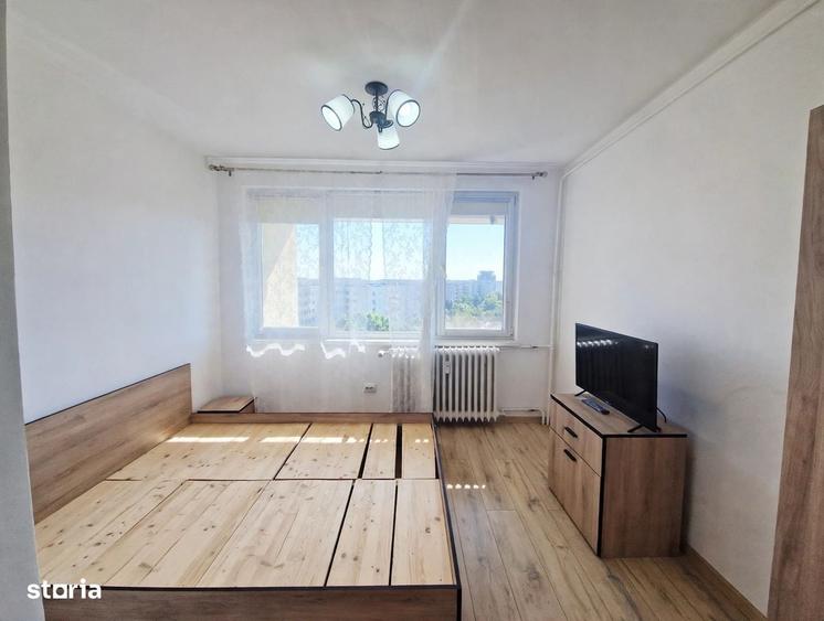 Apartament cu 3 camere semidecomandat, mobilat în Obor