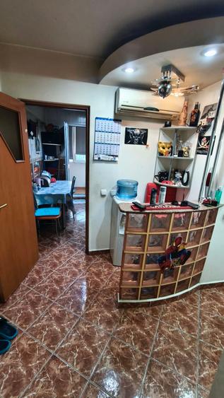 Apartament cu 3 camere decomandat în Gheorghe Doja