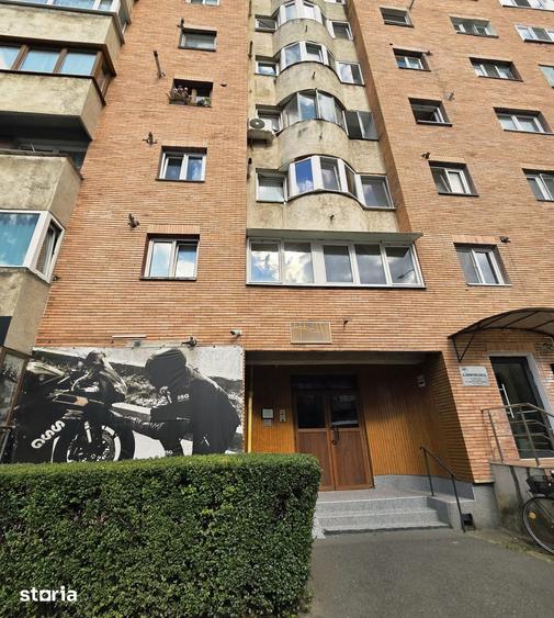 Apartament cu 2 camere decomandat în Centrul Civic