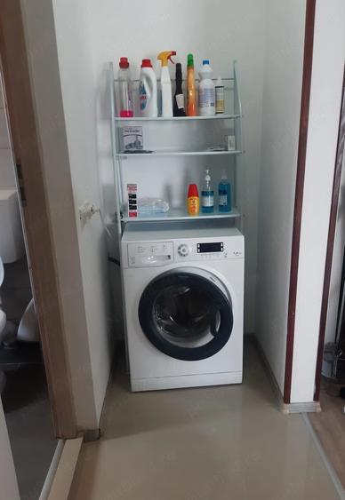 Apartament cu 2 camere semidecomandat în Fundeni