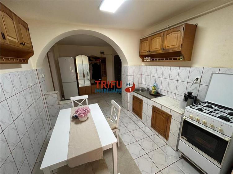 Apartament cu 2 camere decomandat, mobilat în Ampoi 1