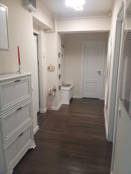 Apartament cu 2 camere decomandat în Democrației