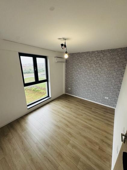 Apartament cu 2 camere decomandat în Băile Felix