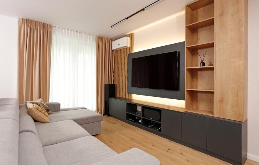 Apartament cu 3 camere decomandat, mobilat în Crângași