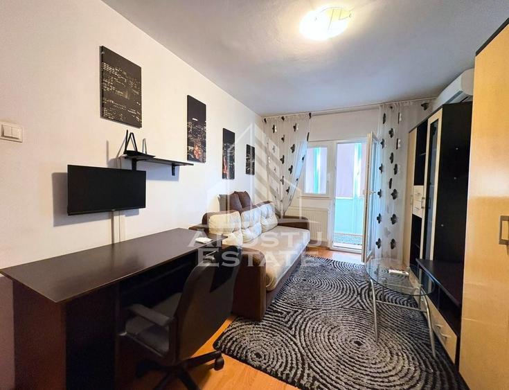 Apartament cu 2 camere semidecomandat, mobilat în Girocului
