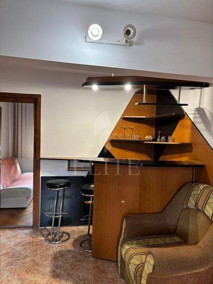 Apartament cu 3 camere decomandat, mobilat în Grigorescu