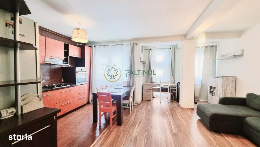 Apartament 3 camere , parter, loc de parcare - zona 3 Stejari - 1