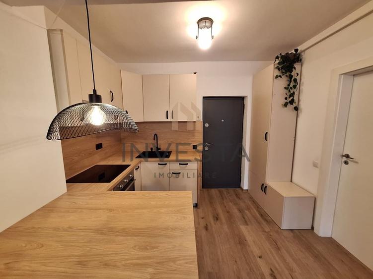 Apartament cu 2 camere semidecomandat, mobilat în Mărăști
