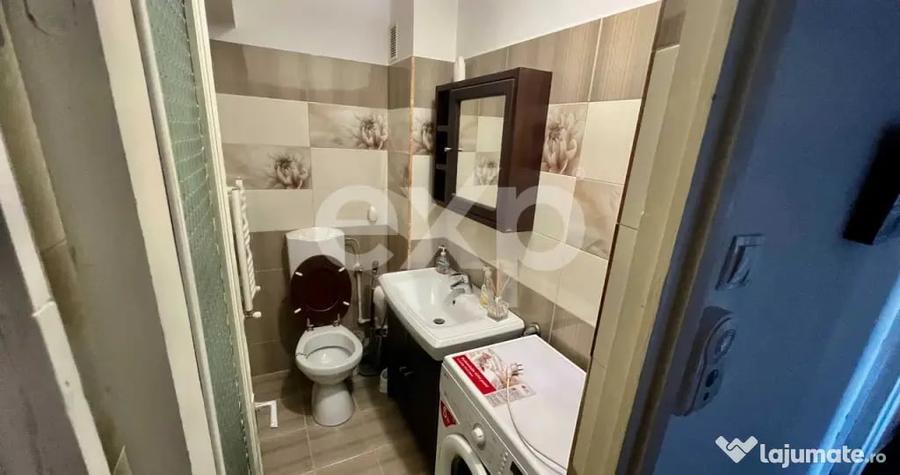 Apartament cu 3 camere decomandat în Capitol