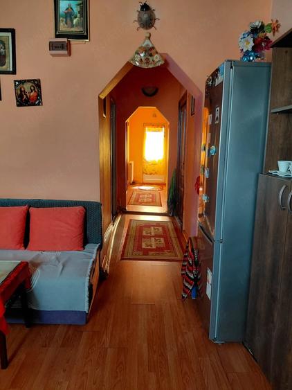 Casă cu 5 camere cu Teren 400 Mp în Central