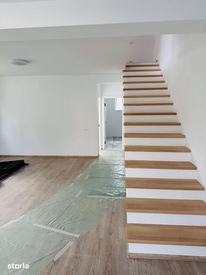 Casă cu 4 camere cu Teren 250 Mp în Ghencea
