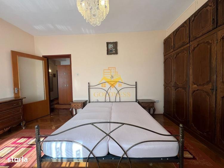 Apartament cu 3 camere decomandat în Hașdeu