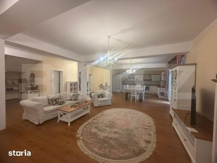 Casă cu 4 camere cu Teren 700 Mp în Central