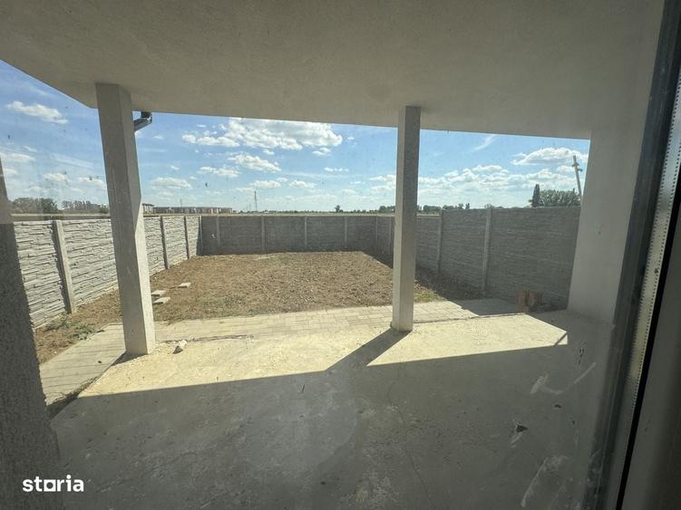 Casă cu 4 camere cu Teren 270 Mp în Central