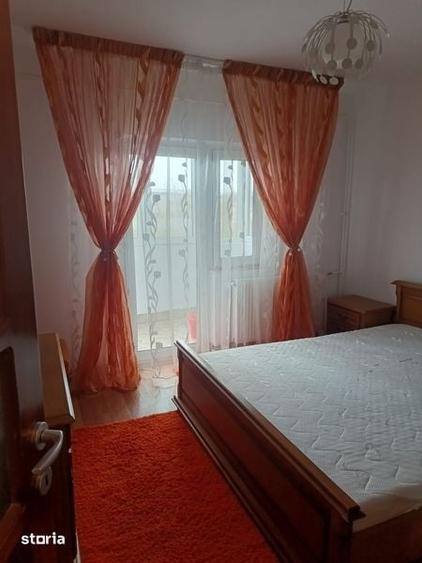Apartament cu 2 camere decomandat în Traian