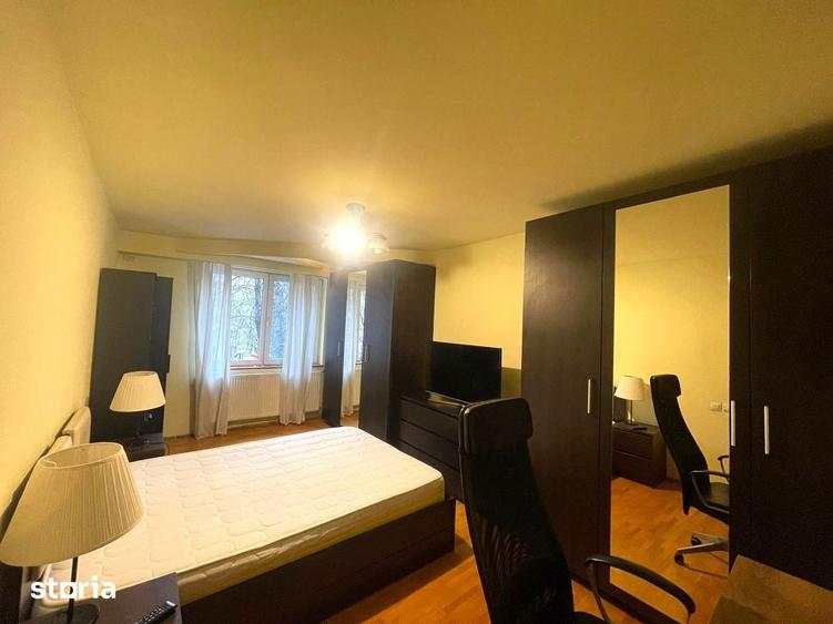 Apartament cu 3 camere, mobilat în Tei