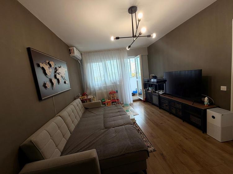 Apartament cu 2 camere semidecomandat în Câmpia Libertății