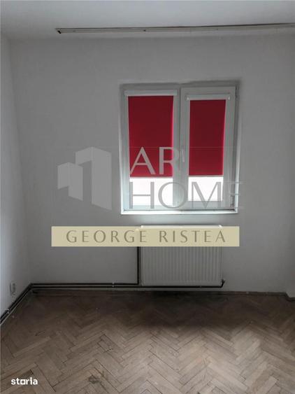 Apartament cu 3 camere decomandat în Vest