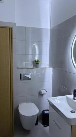 Apartament cu 3 camere decomandat, mobilat în Păcii