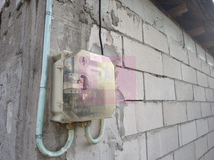 Casă cu 2 camere cu Teren 150 Mp în 1 Decembrie