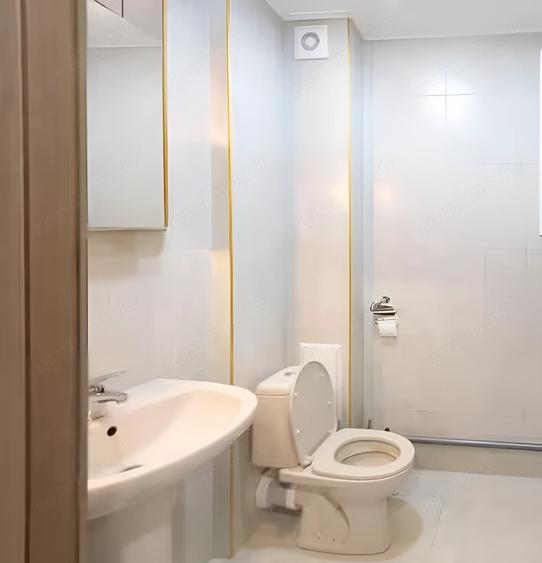 Garsonieră decomandată în Vitan