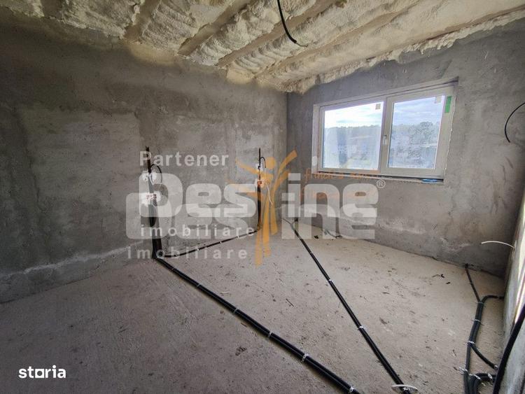 Casă cu 5 camere decomandat cu Teren 620 Mp în Ciurea
