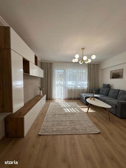 Apartament cu 3 camere decomandat în Micro 15