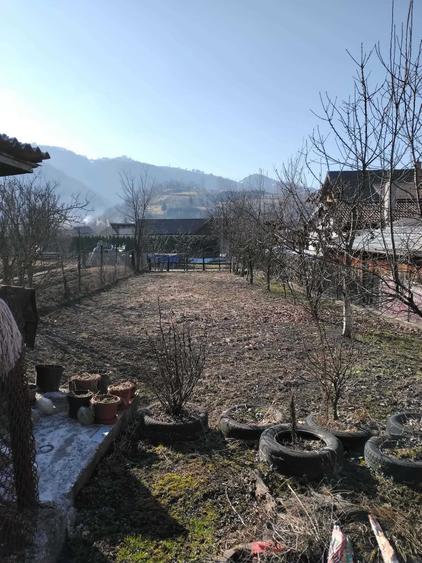 Casă cu 2 camere cu Teren 400 Mp în Cimpa