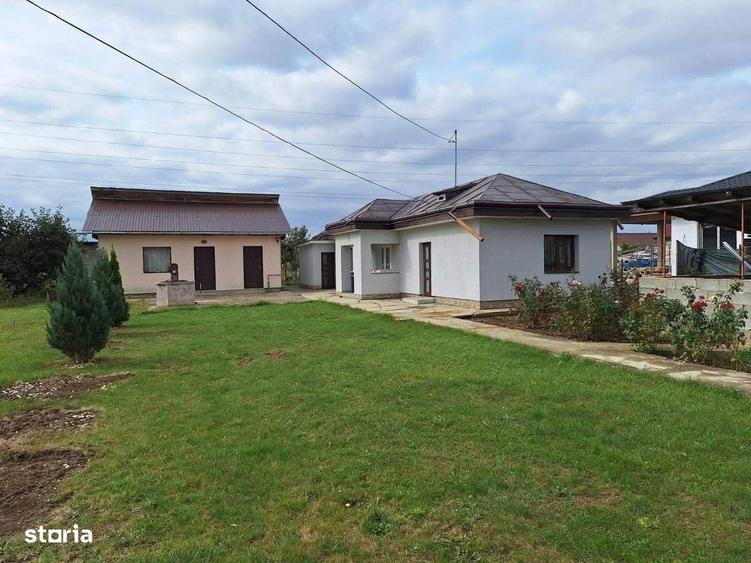 Casă cu 4 camere în Central
