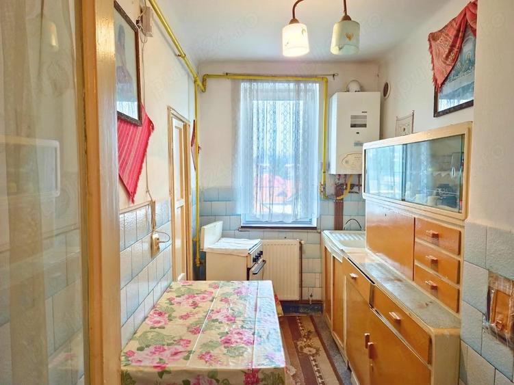Apartament cu 2 camere semidecomandat în Central