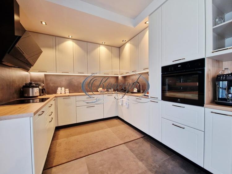 Duplex cu 4 camere cu Garaj în Iris