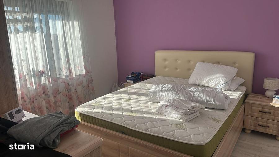 Casă cu 3 camere cu Teren 400 Mp în Bradu