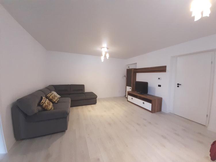 Apartament cu 2 camere decomandat în Berceni