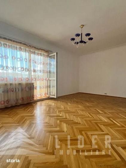 Apartament cu 3 camere în Zorilor