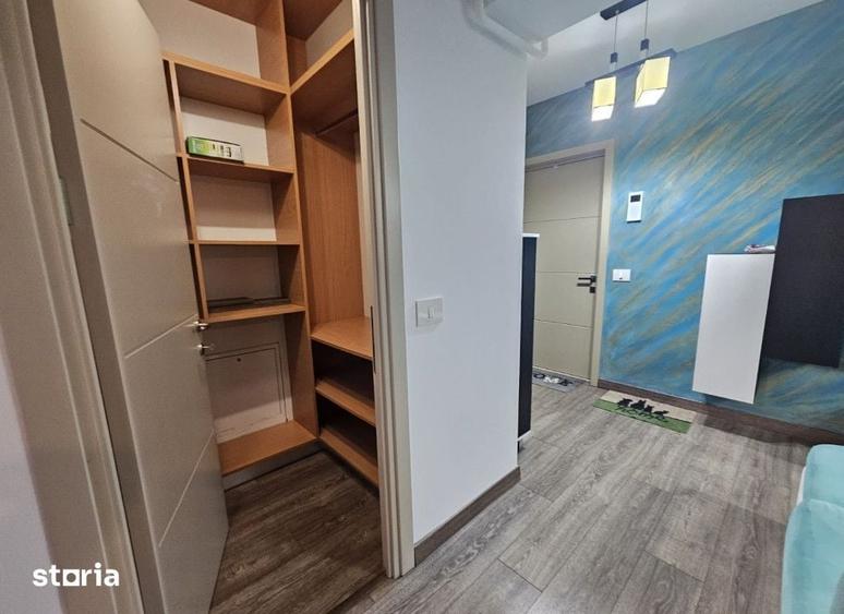 Apartament cu 3 camere în Tătărași