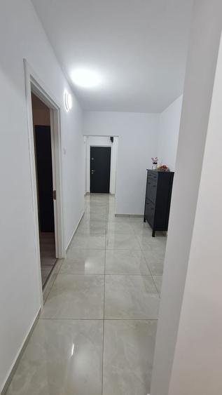 Apartament cu 3 camere decomandat în Pantelimon