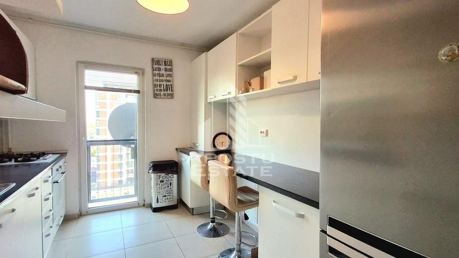 Apartament cu 3 camere decomandat, mobilat în Ultracentral